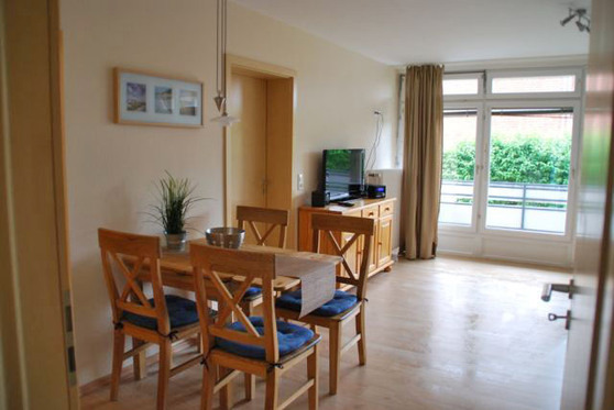 Ferienwohnung in Kellenhusen - Haus Sommerland EG 2 - Blick raus auf den Balkon