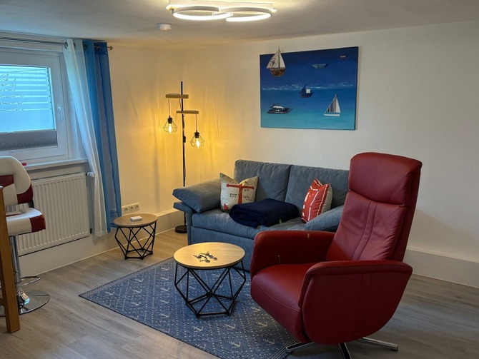 Ferienwohnung in Niendorf/Ostsee - Haus Edda FeWo Schwalbennest - Zusatz-App Beiboot Wohnzimmer