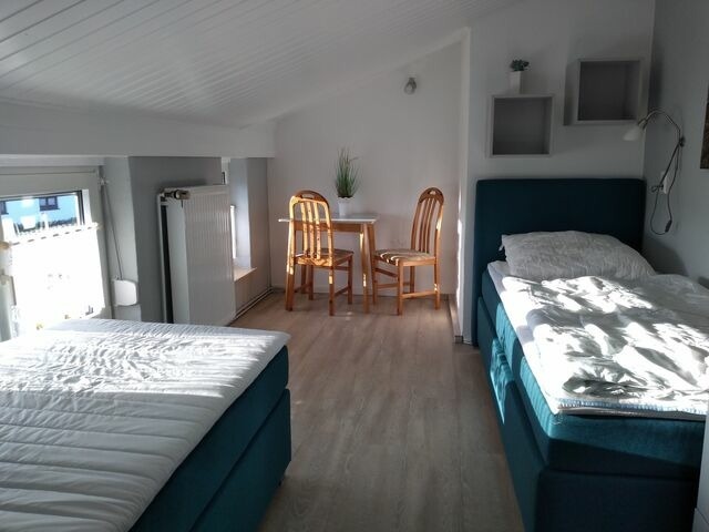 Ferienwohnung in Dahme - Haus Sandra Fewo 8, Box-Betten, 1. Stock, Terrasse mit Strandkorb - Bild 2