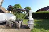 Ferienhaus in Ostseeheilbad Zingst - Weidenstraße 6 - Terrasse mit Grillkamin
