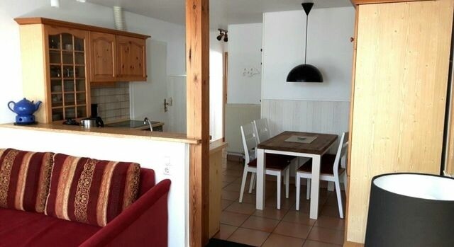 Ferienwohnung in Fehmarn - Ferienwohnung "Rosenrot" auf dem Ferien + Bauernhof Nilson in Inselmitte - Bild 4