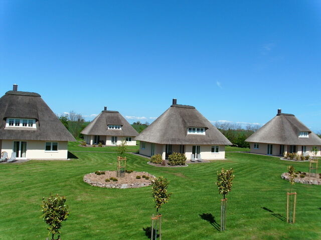 Ferienhaus in Fehmarn OT Staberdorf - Reetdachhaus 1, inkl. 2 Parkplätze - Bild 2