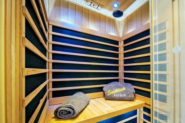 Ferienhaus in Olpenitz - Ferienhaus Boje by Seeblick Ferien ORO, direkte Wasserlage,Sauna - Bild 25