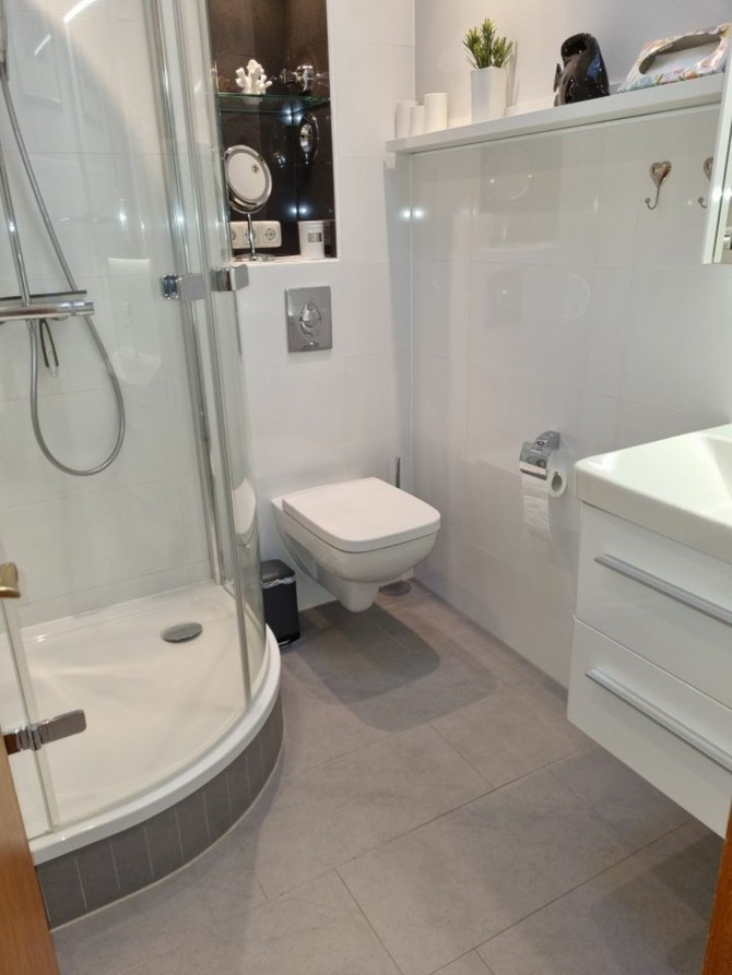 Ferienwohnung in Gr&ouml;mitz - Haus Solymar - Tageslichtbad