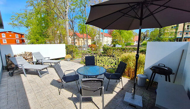 Ferienhaus in Heringsdorf - Anna BRINKMANNHAUS - viel Platz f&uuml;r Familien fast am Strand Sauna Terrasse Grill - Bild 11