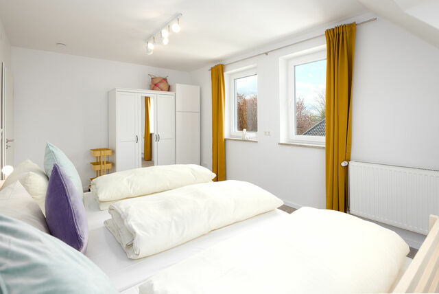 Ferienwohnung in Laboe - Art-Partments Pink Dream - Bild 13