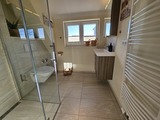 Ferienwohnung in Dahme - K&uuml;stengl&uuml;ck 3: Modernes Maisonette-Apartment mit Meerblick & Kickerspa&szlig; - 200m zum Strand & B&auml;cker. - Bild 4