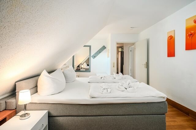 Ferienwohnung in Lobbe - Strandhaus Lobbe, Mohnblume Nr. 20 - Bade- & Erlebniswelt t&auml;glich inklusive - Bild 11